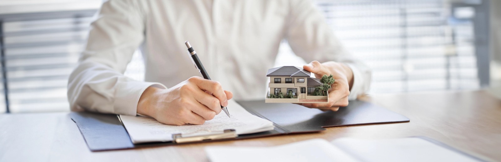 Erfolgreiche Immobilienmakler Frankfurt Riedberg: Ihr vertrauensvoller Partner